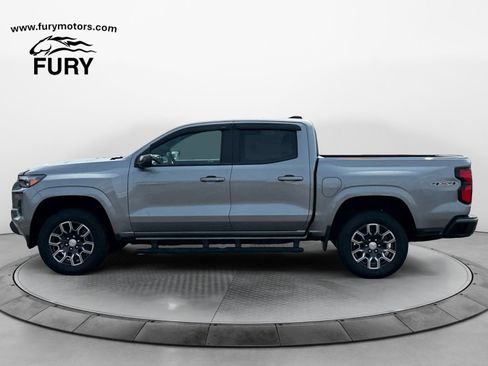 Used 2024 Chevrolet Colorado LT w/ LT Convenience Package III AWD/4WD image 7