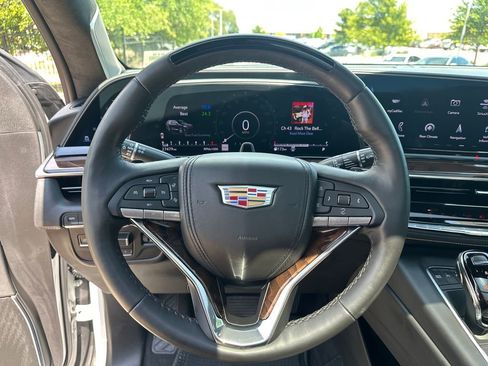 Used 2023 Cadillac Escalade Sport Platinum w/ LPO, ONYX Package AWD/4WD image 19