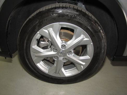 Certified 2025 Honda HR-V LX image 24