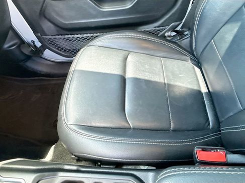 Used 2023 Jeep Wrangler Unlimited Sahara w/ Dual Top Group image 18