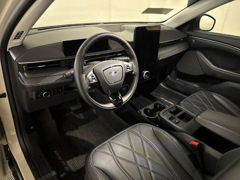 Certified 2025 Ford Mustang Mach-E Select RWD image 4