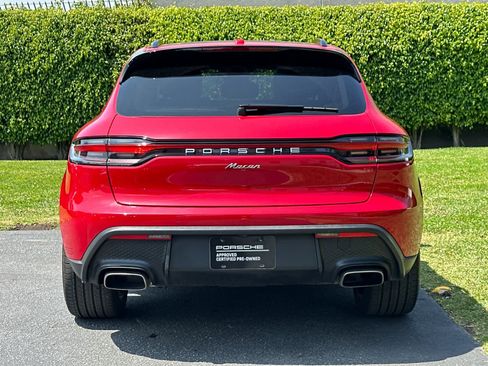 Certified 2025 Porsche Macan AWD/4WD image 7