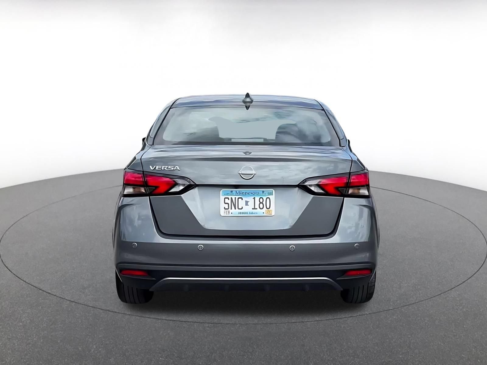 Used 2025 Nissan Versa SV FWD image 12