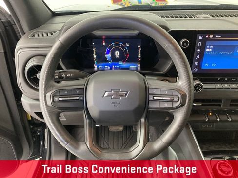 Used 2023 Chevrolet Colorado Trail Boss w/ Advanced Trailering Package image 8