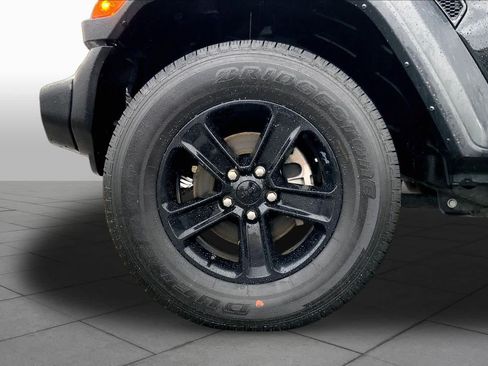 Used 2023 Jeep Wrangler Unlimited Sport AWD/4WD image 11