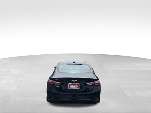 Used 2022 Chevrolet Malibu LT FWD image 5
