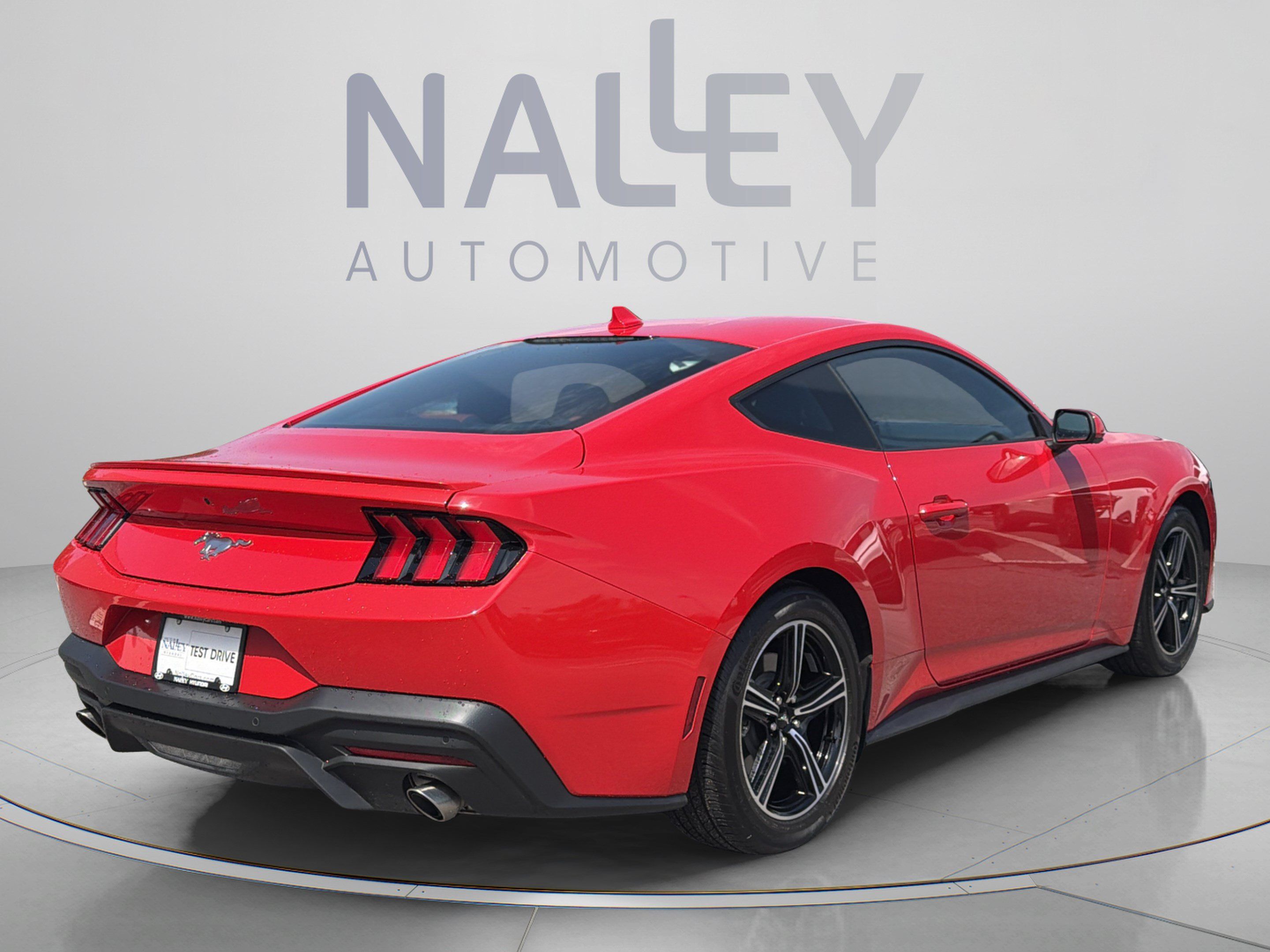 Used 2024 Ford Mustang Premium RWD image 5