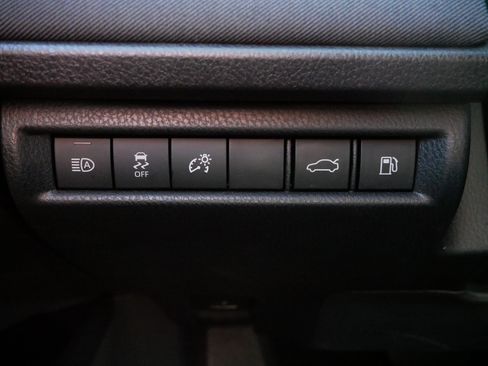 Certified 2025 Toyota Camry LE image 30