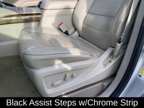 Used 2016 GMC Yukon XL Denali w/ Open Road Package image 18