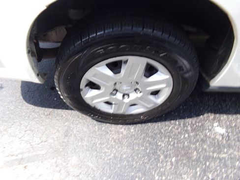 Used 2013 RAM C/V Tradesman FWD image 49