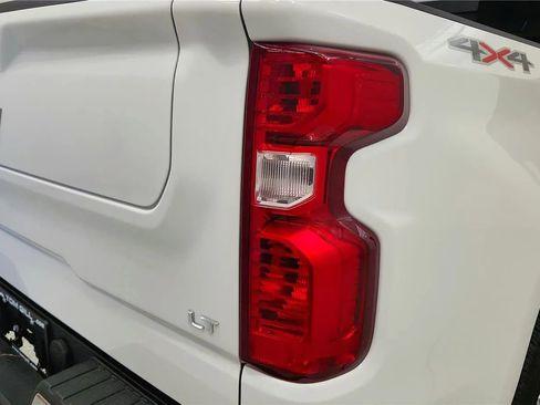 New 2026 Chevrolet Silverado 1500 LT w/ Convenience Package II AWD/4WD image 15