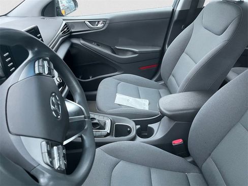 Used 2020 Hyundai Ioniq Blue image 5