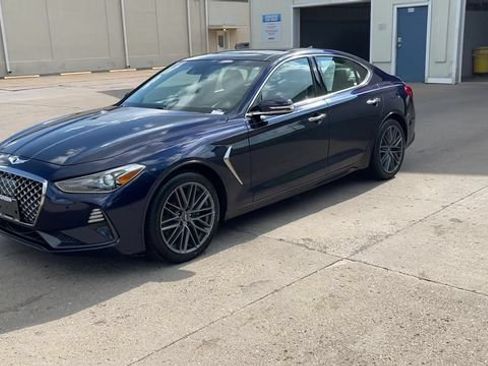 Used 2019 Genesis G70 2.0T Advanced w/ Prestige Package AWD/4WD image 4