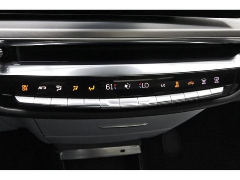 Used 2024 Cadillac Lyriq Sport RWD image 28