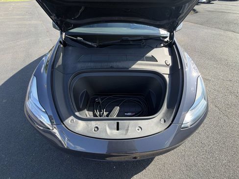 Used 2021 Tesla Model Y Long Range AWD/4WD image 23