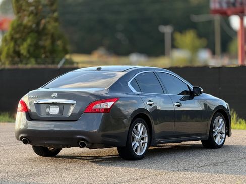 Used 2011 Nissan Maxima 3.5 SV w/ Premium Pkg FWD image 9