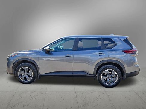 Used 2024 Nissan Rogue SV FWD image 3