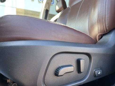 Used 2017 Subaru Forester 2.5i Touring image 12