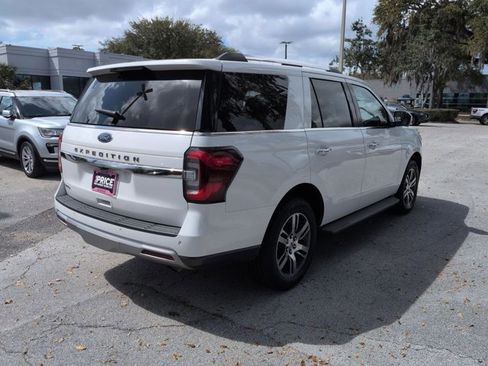 Used 2024 Ford Expedition Limited image 5