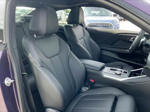 Certified 2025 BMW 230i Coupe image 7