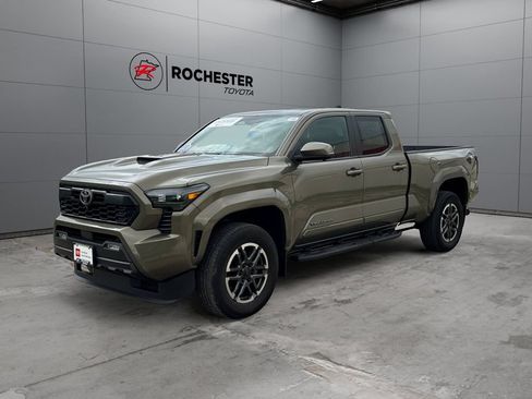 Certified 2024 Toyota Tacoma TRD Sport AWD/4WD image 7