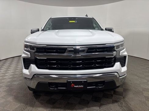 Used 2023 Chevrolet Silverado 1500 LT image 2