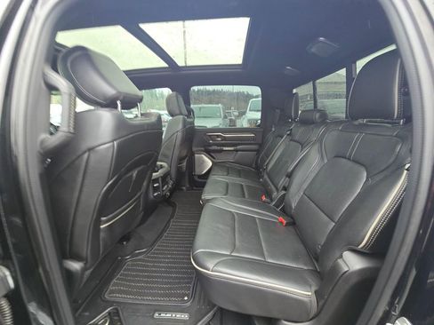 Used 2019 RAM 1500 Limited image 12