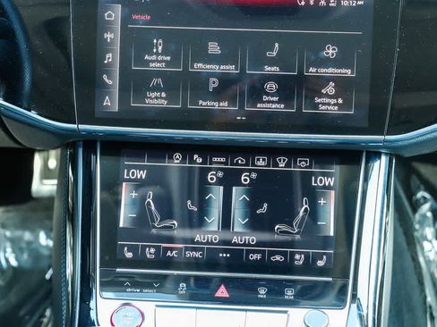 Used 2023 Audi S8 w/ S8 Comfort Plus Package AWD/4WD image 21