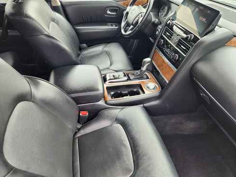 Used 2024 Nissan Armada SL w/ Captain's Chairs Package AWD/4WD image 13