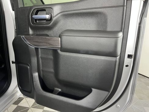 Used 2021 Chevrolet Silverado 1500 LTZ image 14