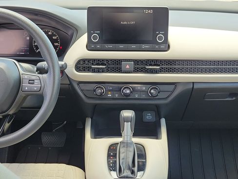 Used 2025 Honda HR-V LX image 18