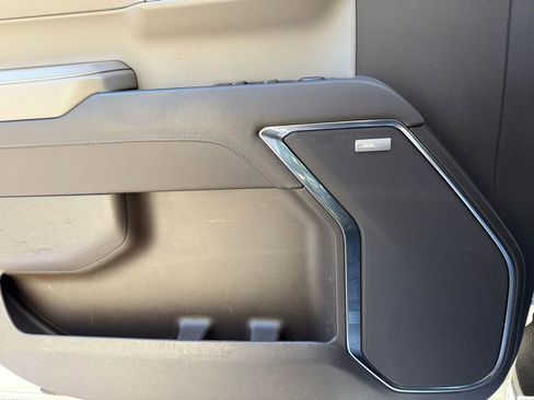 Used 2023 GMC Sierra 1500 SLT w/ SLT Premium Package image 24