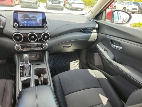 Used 2024 Nissan Sentra SV FWD image 21