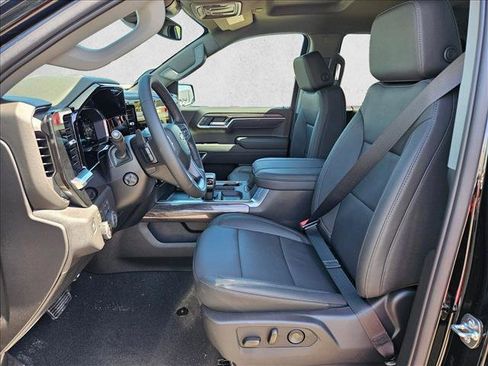 New 2026 Chevrolet Silverado 1500 LTZ w/ Z71 Off-Road Package AWD/4WD image 4