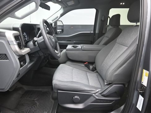 Certified 2024 Ford F250 XL w/ STX Appearance Package image 18