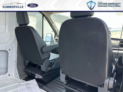 New 2026 Ford Transit 250 148 Medium Roof RWD image 23