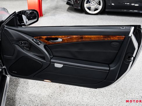 Used 2009 Mercedes-Benz SL 63 AMG SL 63 AMG image 31