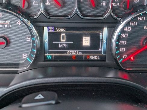 Used 2018 Chevrolet Silverado 1500 LTZ Z71 image 16