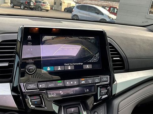Used 2018 Honda Odyssey Touring image 23