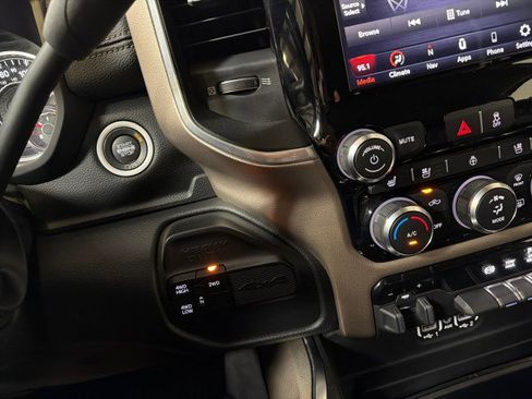 Used 2020 RAM 3500 Laramie image 25