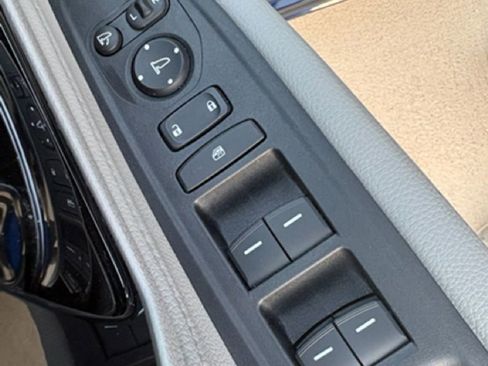 Certified 2024 Honda Odyssey Elite image 11