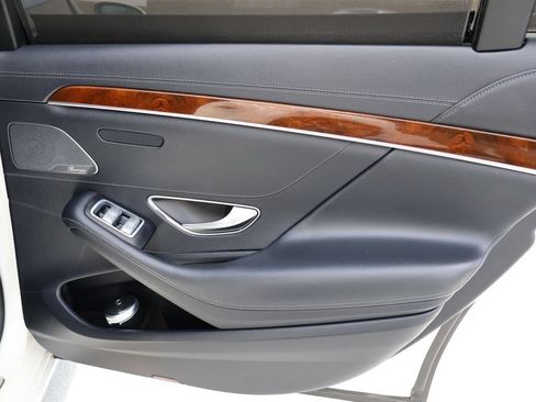 Certified 2015 Mercedes-Benz S 550 4MATIC Sedan image 16