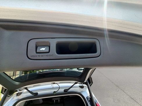 Used 2025 Honda CR-V EX-L image 15
