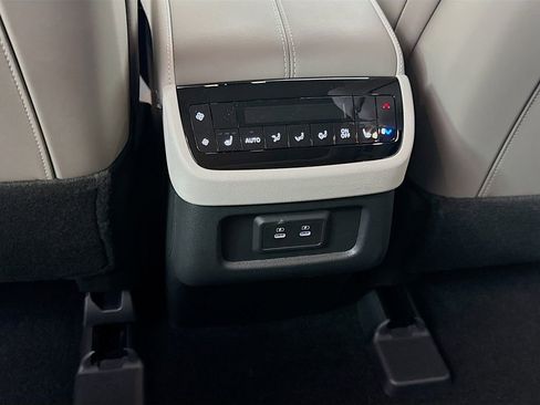 New 2026 INFINITI QX60 Luxe image 30