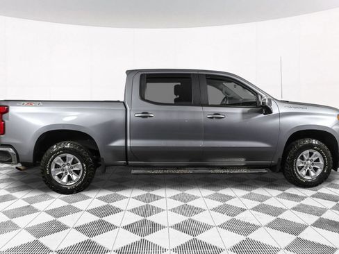 Used 2021 Chevrolet Silverado 1500 LT AWD/4WD image 13