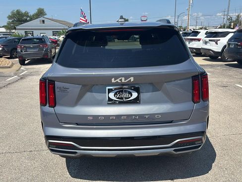 Used 2022 Kia Sorento SX FWD image 5
