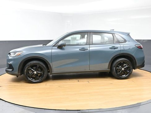 Used 2023 Honda HR-V LX image 6