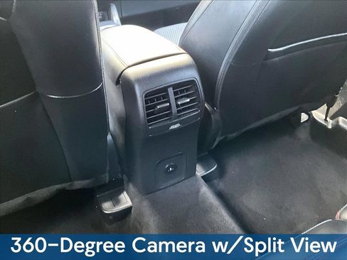 Used 2023 Ford Escape ST-Line Select AWD/4WD image 13