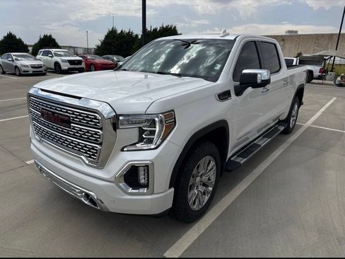 Used 2021 GMC Sierra 1500 Denali w/ Driver Alert Package II AWD/4WD image 3
