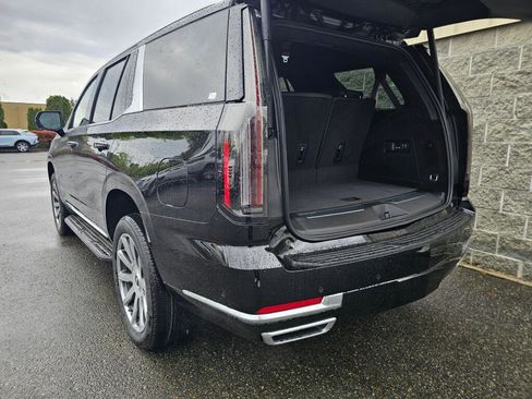 New 2026 Cadillac Escalade 4WD image 7